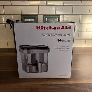 KitchenAid Cold Brew Coffee Maker - Black and Silver